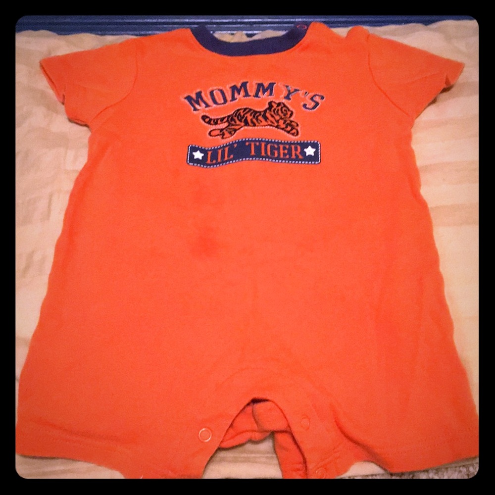 'Mommy's lil' Tigers' romper